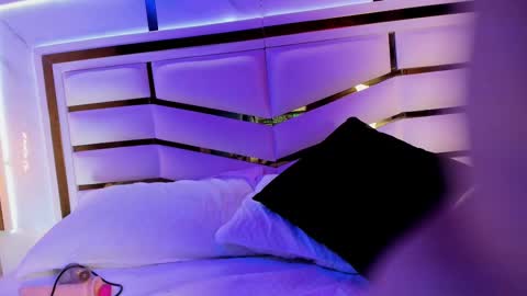 Snapshot of lisse_palmerr chatting on February 19, 2025, 1:40 am lisse_palmerr online show from February 19, 2025, 1:40 am