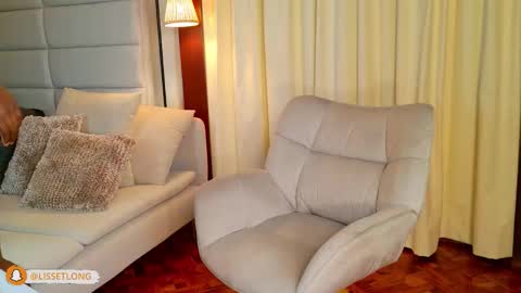 Lisseth Long  online show from November 19, 2025, 9:26 pm