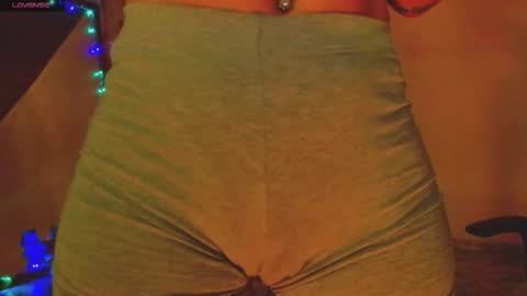 Liss online show from December 5, 2025, 4:21 am