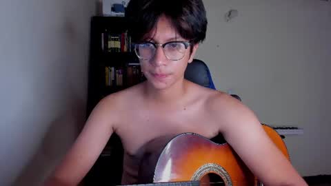 Snapshot of literateboy chatting on June 12, 2026, 1:48 am Literateboy online show from June 12, 2026, 1:48 am