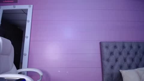 LOLA online show from February 19, 2025, 11:28 am