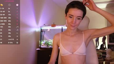 Alisa online show from November 2, 2025, 9:17 pm