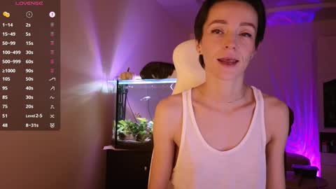 Alisa online show from December 2, 2025, 9:10 pm