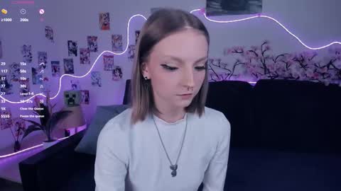 Snapshot of little__caprice chatting on November 18, 2025, 7:35 am Bella online show from November 18, 2025, 7:35 am