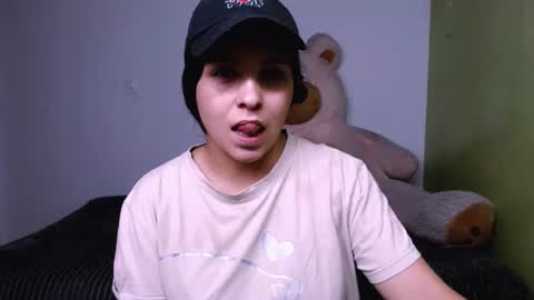 Snapshot of little__samantha_ chatting on June 14, 2026, 2:46 am Samantha. online show from June 14, 2026, 2:46 am
