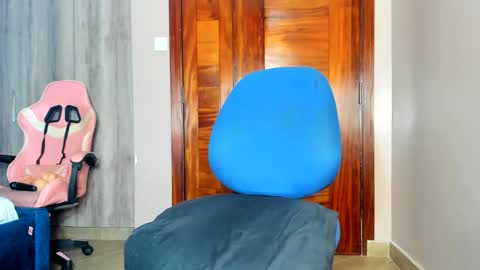 little_africa online show from April 20, 2026, 7:33 am