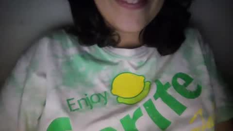 Snapshot of little_anef chatting on December 23, 2024, 8:22 am little_anef online show from December 23, 2024, 8:22 am