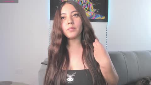 Independent model carolina online show from December 27, 2024, 6:10 pm