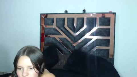 Hi im Cataleya online show from January 31, 2025, 6:02 am