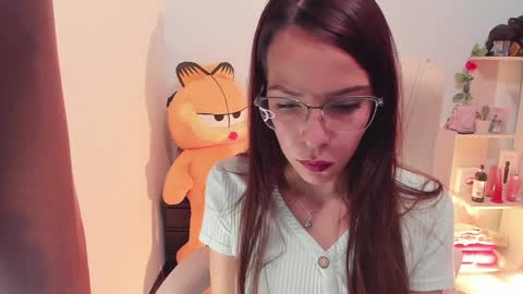 Snapshot of little_eli chatting on January 29, 2025, 7:11 pm Help me reach 100 likes online show from January 29, 2025, 7:11 pm