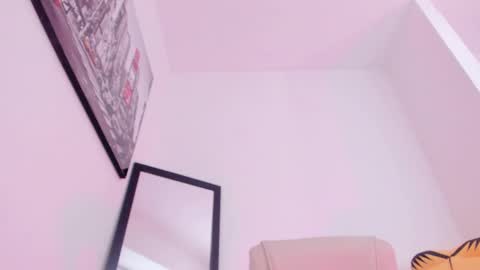 Snapshot of little_eli chatting on February 22, 2025, 10:20 pm Help me reach 100 likes online show from February 22, 2025, 10:20 pm