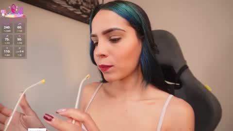 Snapshot of little_eli chatting on January 7, 2026, 7:16 pm Help me reach 100 likes online show from January 7, 2026, 7:16 pm