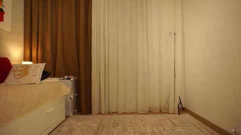 little_heart_andreea online show from November 17, 2025, 9:31 pm