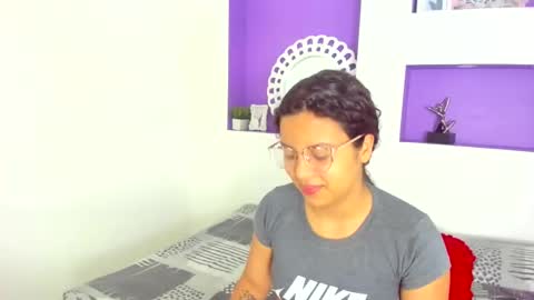 little_lilith_apple online show from September 21, 2025, 5:58 pm