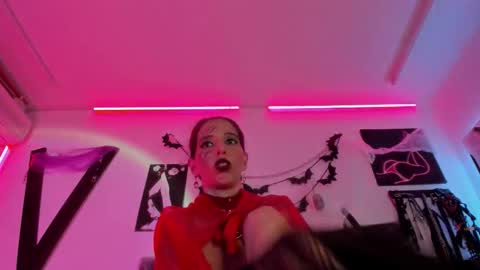 Little Nauughty2 online show from October 29, 2025, 4:53 pm