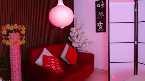 Paulette online show from November 28, 2025, 3:53 am