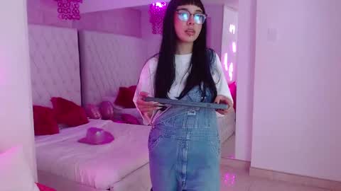 Paulette online show from March 4, 2026, 3:23 am