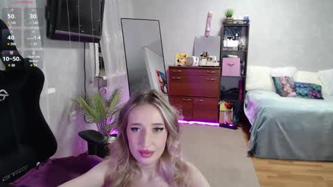 Sonya online show from March 4, 2025, 12:39 am