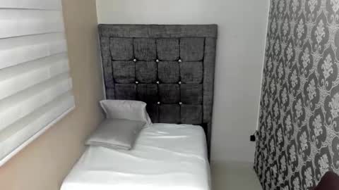 Luisa online show from November 24, 2025, 12:38 pm