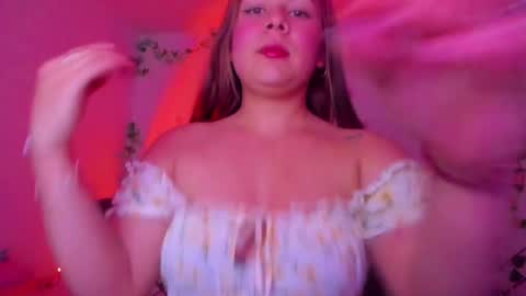 Tifanny online show from March 5, 2026, 6:59 pm