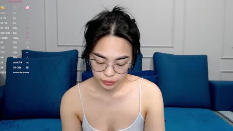 Kwan online show from March 7, 2025, 4:44 pm