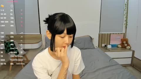 Snapshot of little_yena chatting on April 23, 2026, 7:27 pm Yena and Gabby online show from April 23, 2026, 7:27 pm