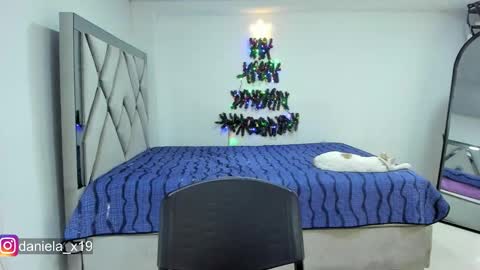 Abbie online show from December 17, 2025, 2:17 am