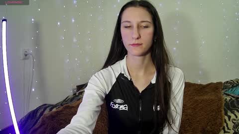 Snapshot of littleahwitch chatting on March 4, 2025, 1:49 pm LittleAhWitch online show from March 4, 2025, 1:49 pm