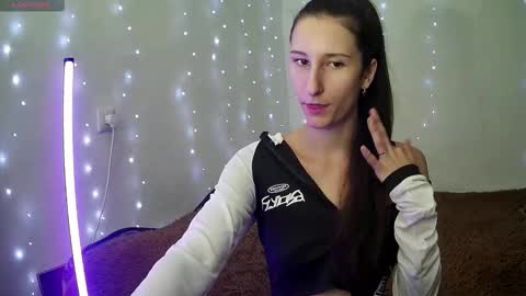 Snapshot of littleahwitch chatting on September 12, 2025, 8:58 am LittleAhWitch online show from September 12, 2025, 8:58 am