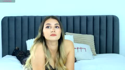 littleblondbunny online show from April 16, 2026, 5:30 am