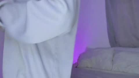 littlecheerry69 online show from September 22, 2025, 6:32 pm