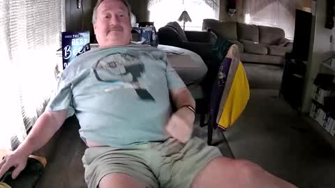 Littled83057 online show from November 1, 2025, 4:53 pm