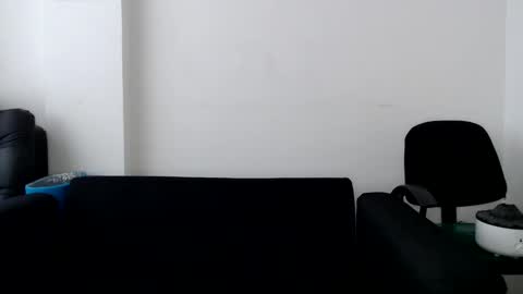 Manu online show from February 25, 2025, 9:35 pm