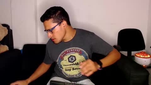 Manu online show from October 6, 2025, 1:58 am