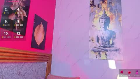Snapshot of littlee_emilyy_ chatting on June 23, 2026, 12:58 pm Emily online show from June 23, 2026, 12:58 pm