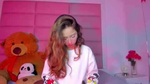 littlee_emma_ online show from February 27, 2025, 3:14 am