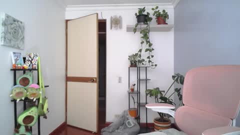 Laksmi online show from March 14, 2026, 10:04 pm