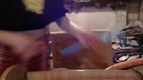 littleleo96 online show from November 6, 2025, 6:58 am