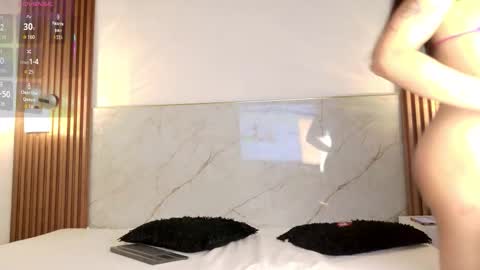 littlemichiko online show from December 21, 2025, 7:43 pm