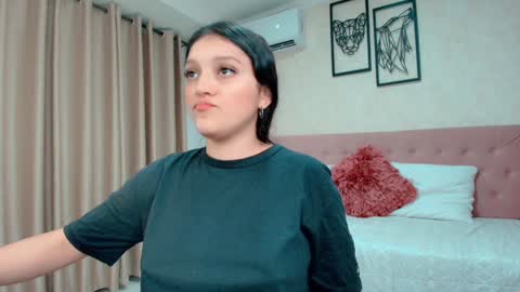 Sarahs Room online show from January 30, 2025, 3:22 am