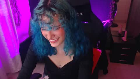 Snapshot of littlenami_ chatting on October 25, 2025, 2:56 pm LAUREN online show from October 25, 2025, 2:56 pm