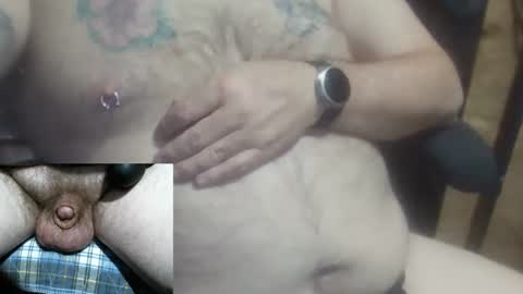 littlepervy online show from April 18, 2026, 7:07 pm