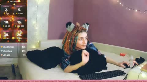 Felix online show from December 31, 2024, 3:01 am