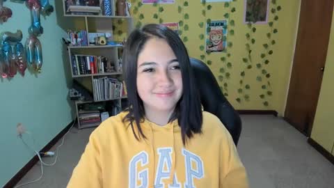 Mia  Wednesday to Sunday 730 am to 1030 am Colombian Hour D online show from February 22, 2025, 5:12 am