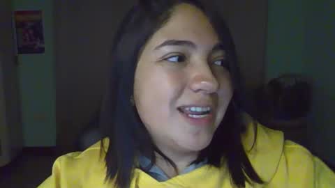 Mia  Wednesday to Sunday 730 am to 1030 am Colombian Hour D online show from October 20, 2025, 1:50 am