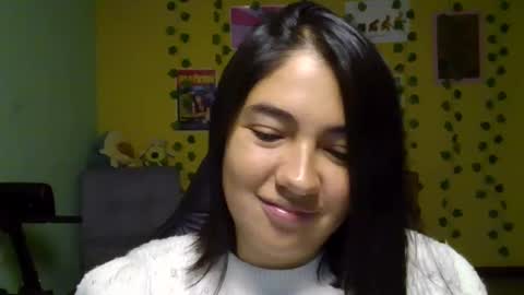 Mia  Wednesday to Sunday 730 am to 1030 am Colombian Hour D online show from November 7, 2025, 5:29 am