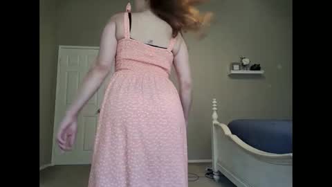 littlered_6969 online show from May 21, 2026, 8:38 pm