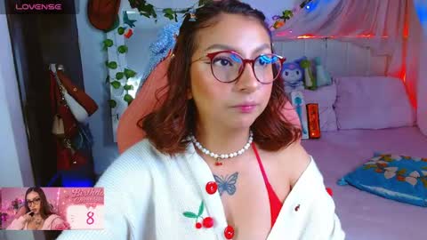 Snapshot of littlerouse_ chatting on July 4, 2026, 7:03 am Ruby Rouse online show from July 4, 2026, 7:03 am