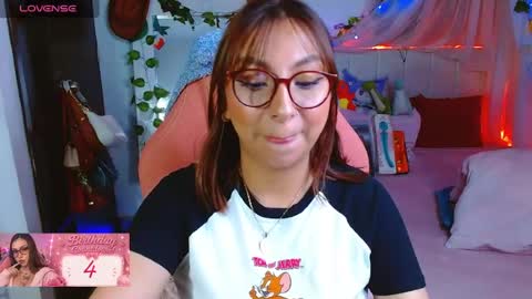 Snapshot of littlerouse_ chatting on July 9, 2026, 7:45 am Ruby Rouse online show from July 9, 2026, 7:45 am