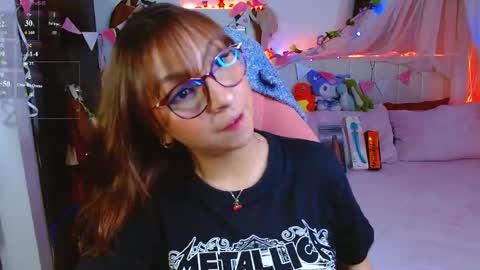Snapshot of littlerouse_ chatting on July 23, 2026, 8:56 am Ruby Rouse online show from July 23, 2026, 8:56 am